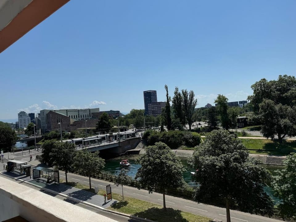 5p 100 m2 Garage 2 BalconiesStrasbourg center Apartment in Strasbourg