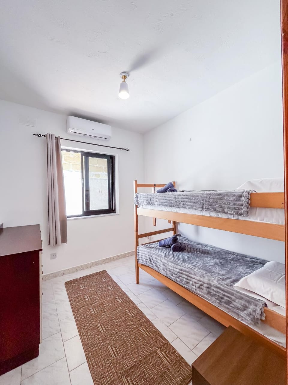 Bed, Bedroom, bunk bed