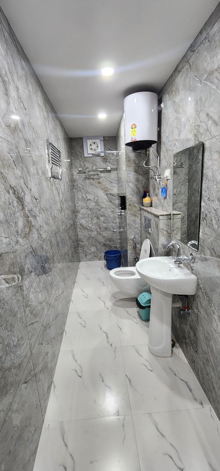 Shower, Bathroom, towels