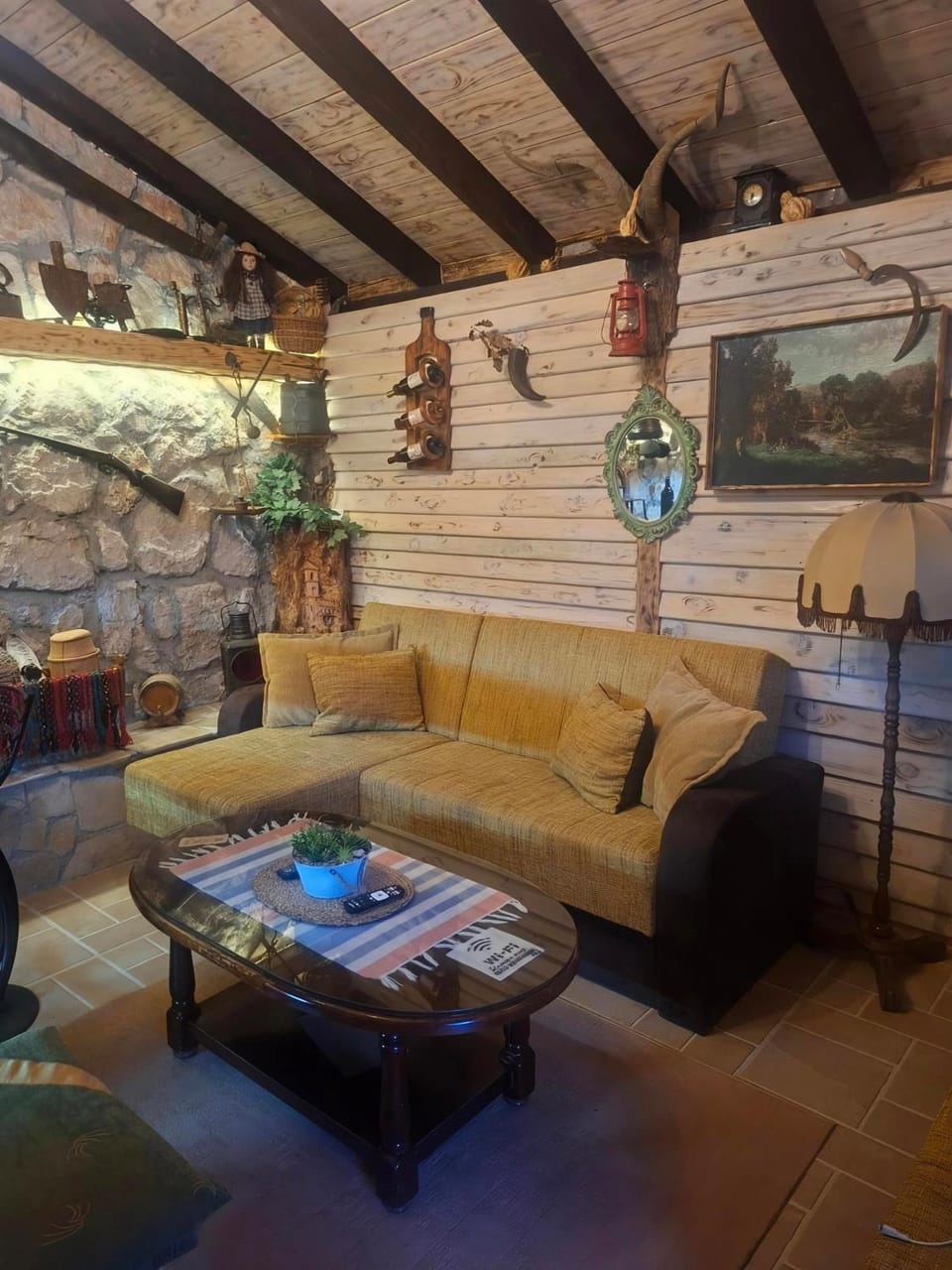 Living room, Seating area
