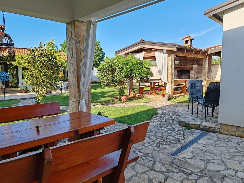 Holiday Home Kerniat House in Medulin