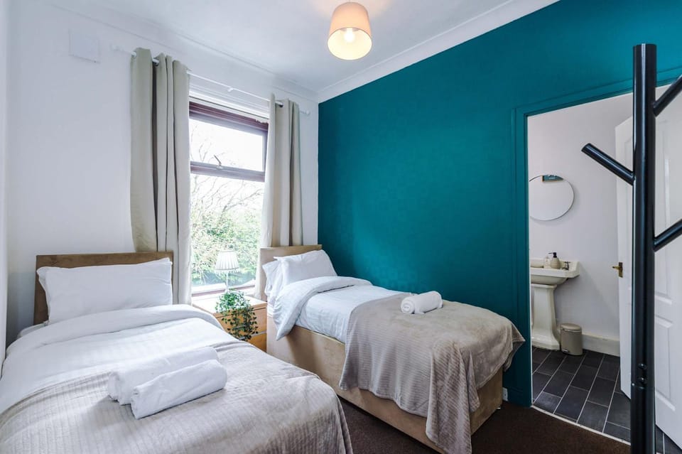 Whitegate House House in Manchester