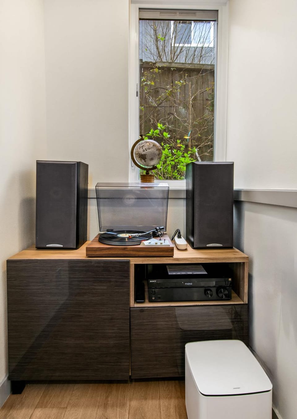 Lake & City View Modern Retreat w AC House in Fremont