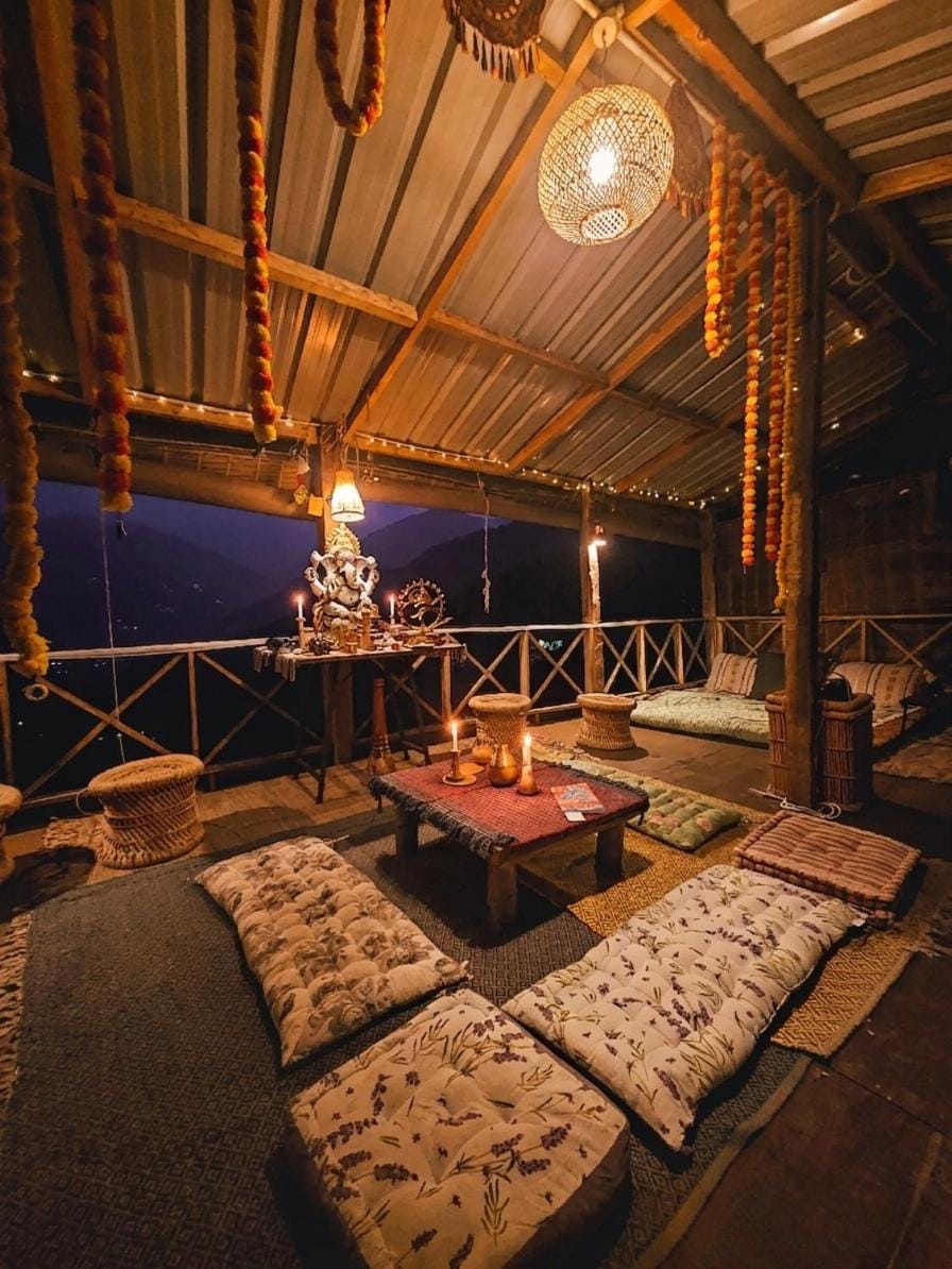Chaukhamba Cradle Nature lodge in Uttarakhand