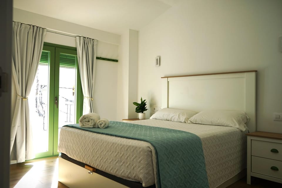 Bed, Balcony/Terrace, Bedroom