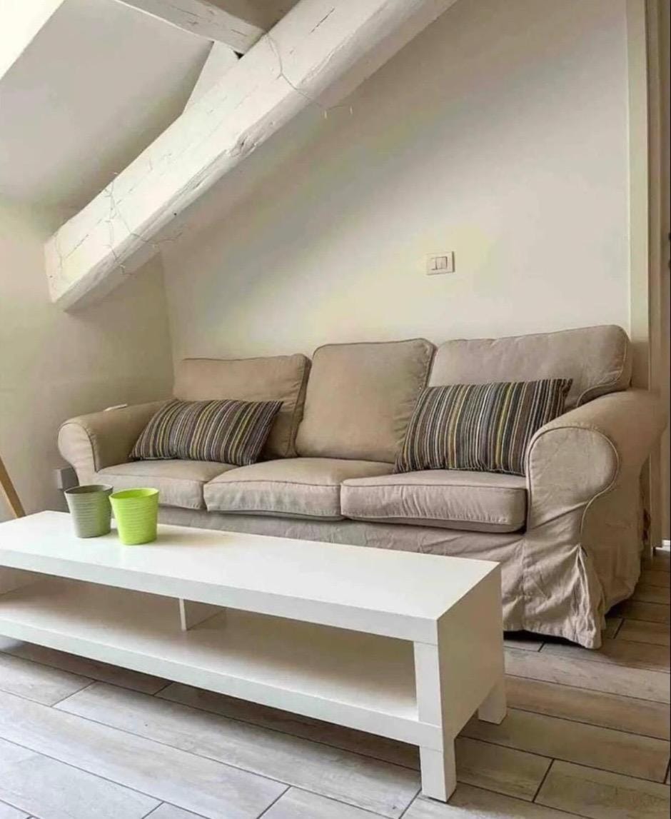 Street Montegani Apartment in Milan