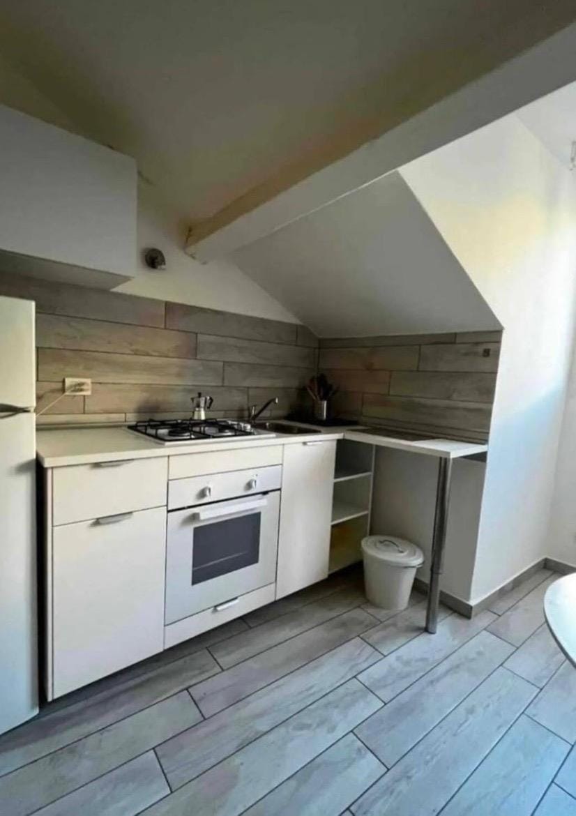 Street Montegani Apartment in Milan