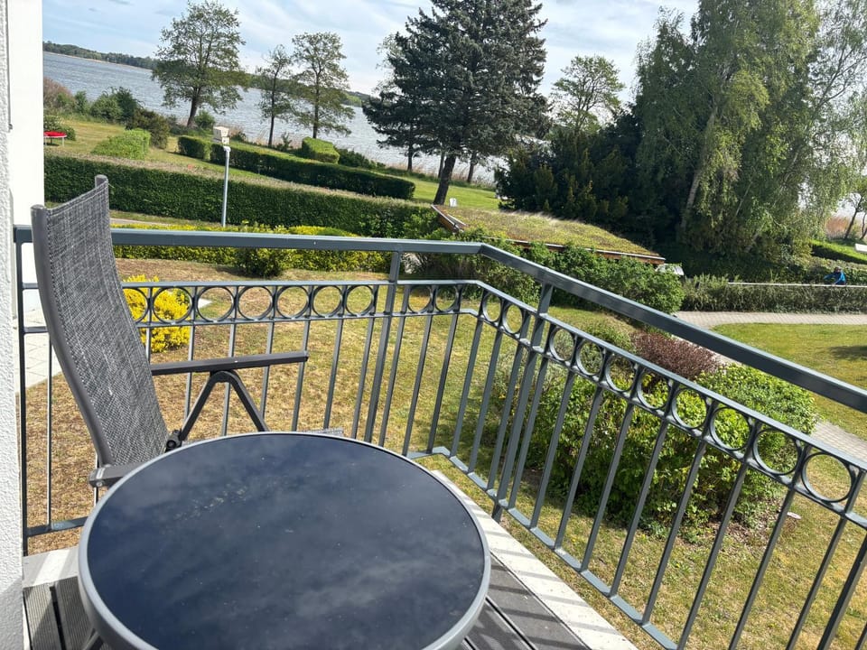 Balcony/Terrace, Lake view