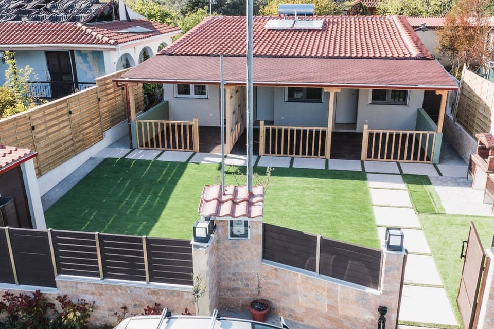 Property building, Garden