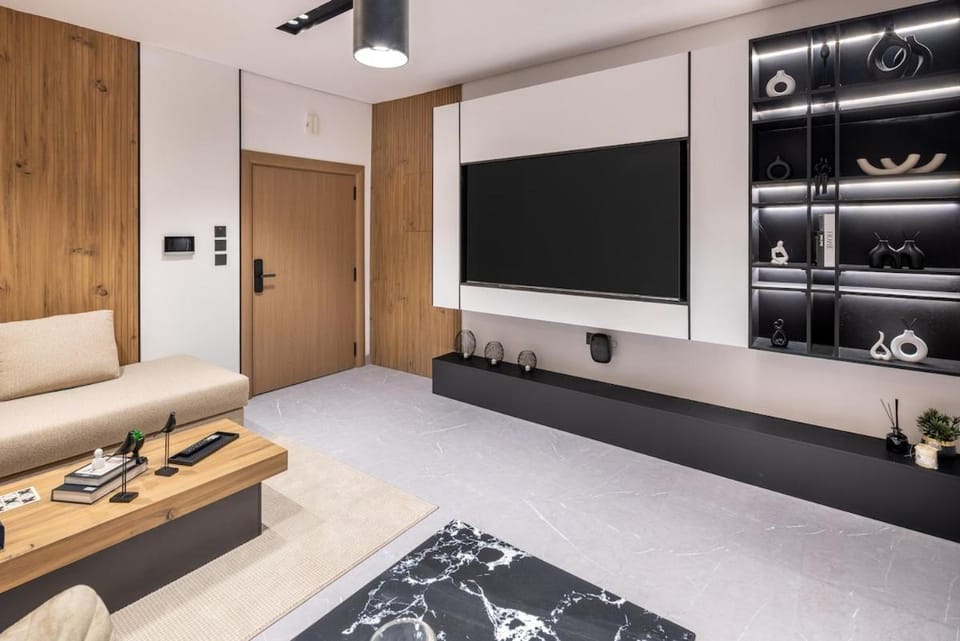 TV and multimedia, Seating area