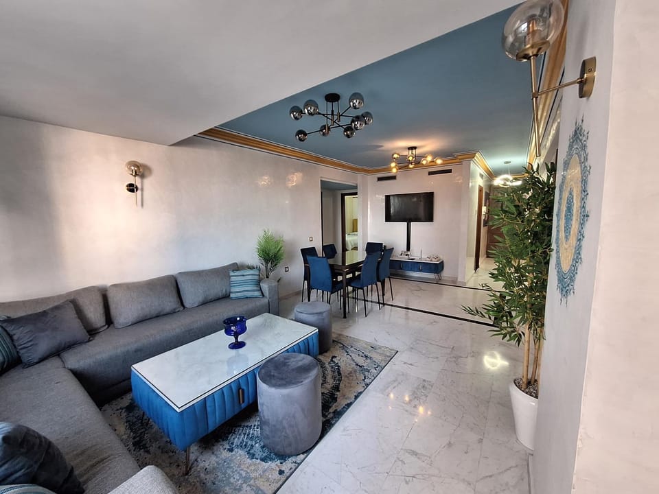 TV and multimedia, Seating area