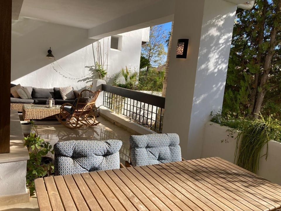 Day, Garden, Balcony/Terrace, Balcony/Terrace, Garden view
