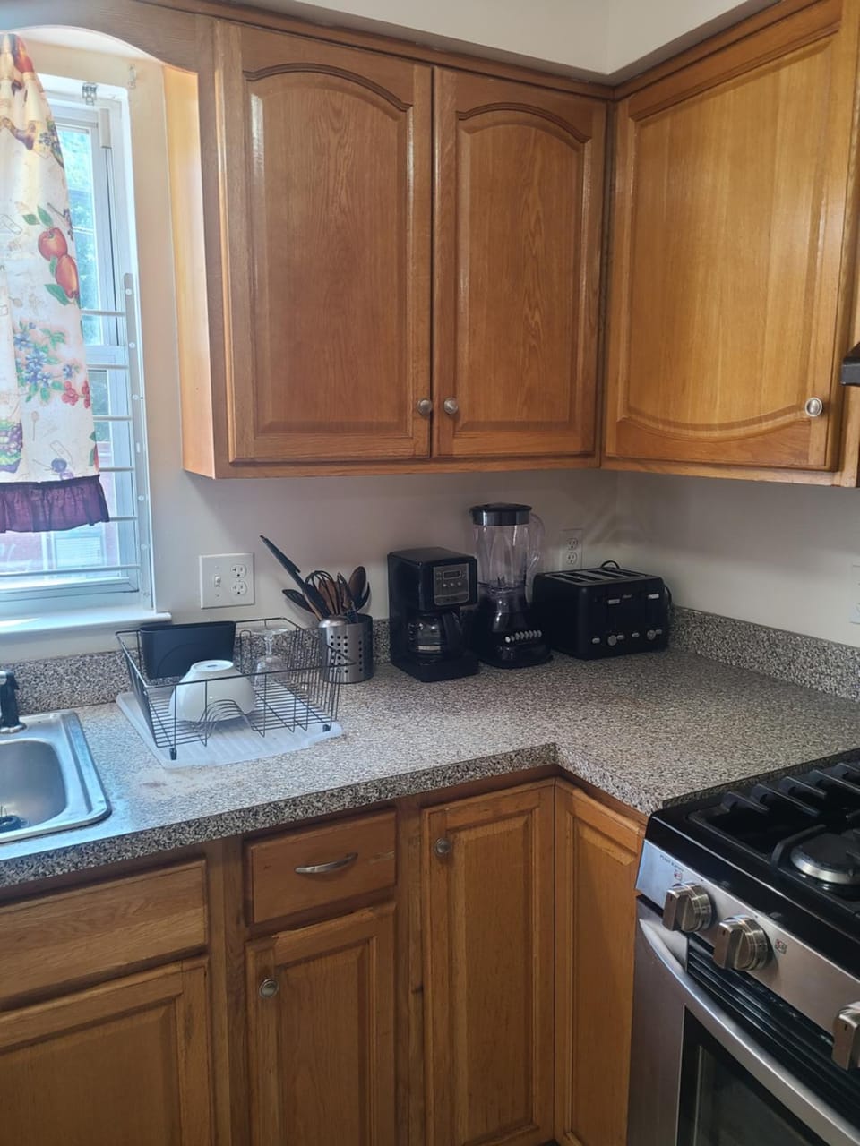 Agape Room 5 Vacation rental in East Orange