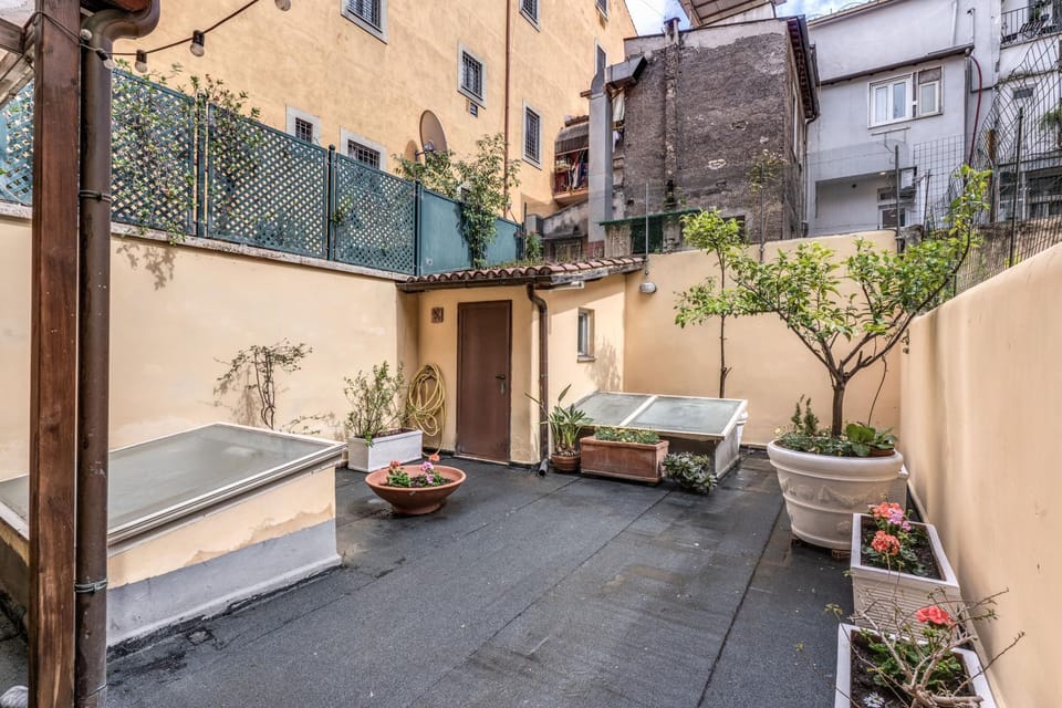 Garden, Balcony/Terrace