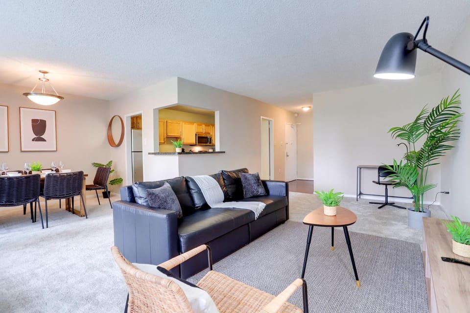 Living room, Seating area