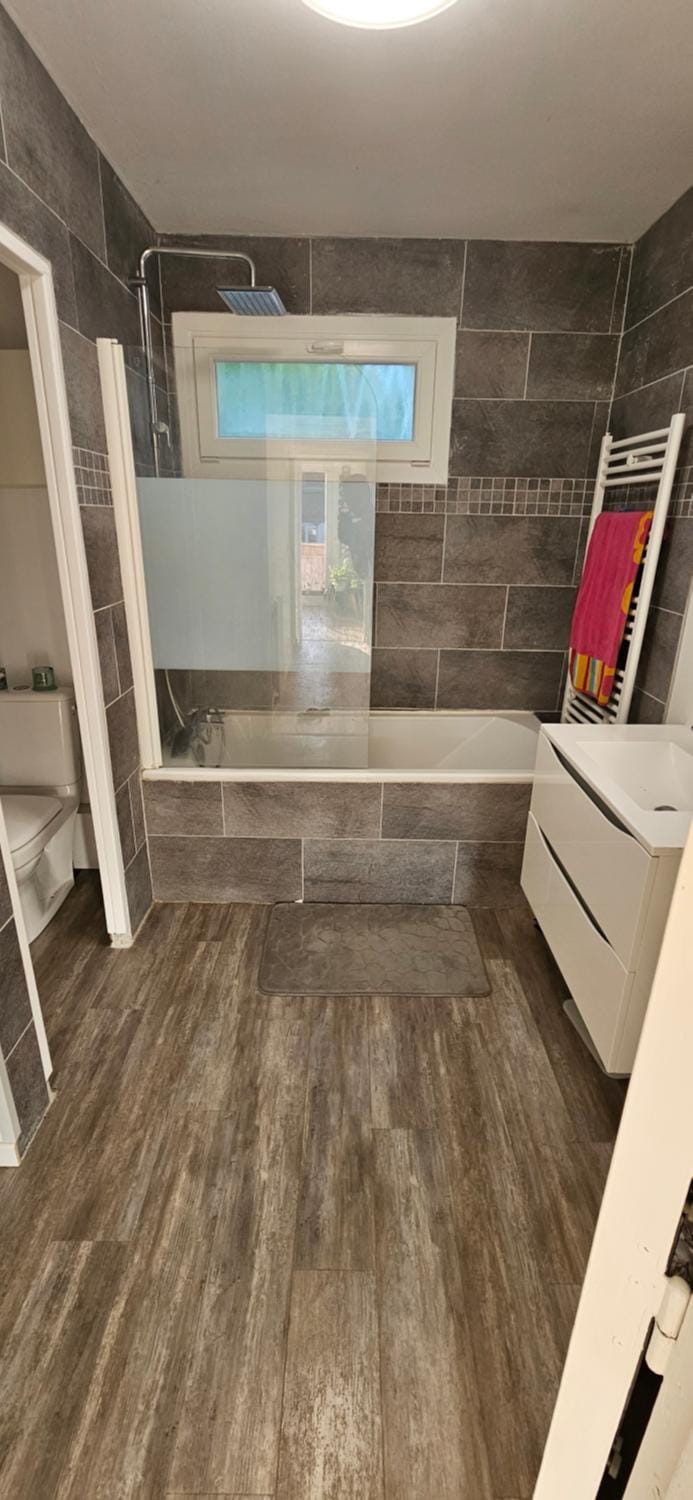 Shower, Bathroom