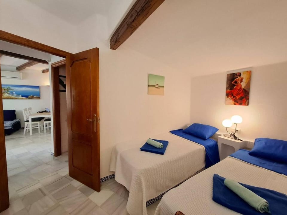 Green Oasis Apartment - near Los Locos Beach Apartment in Torrevieja