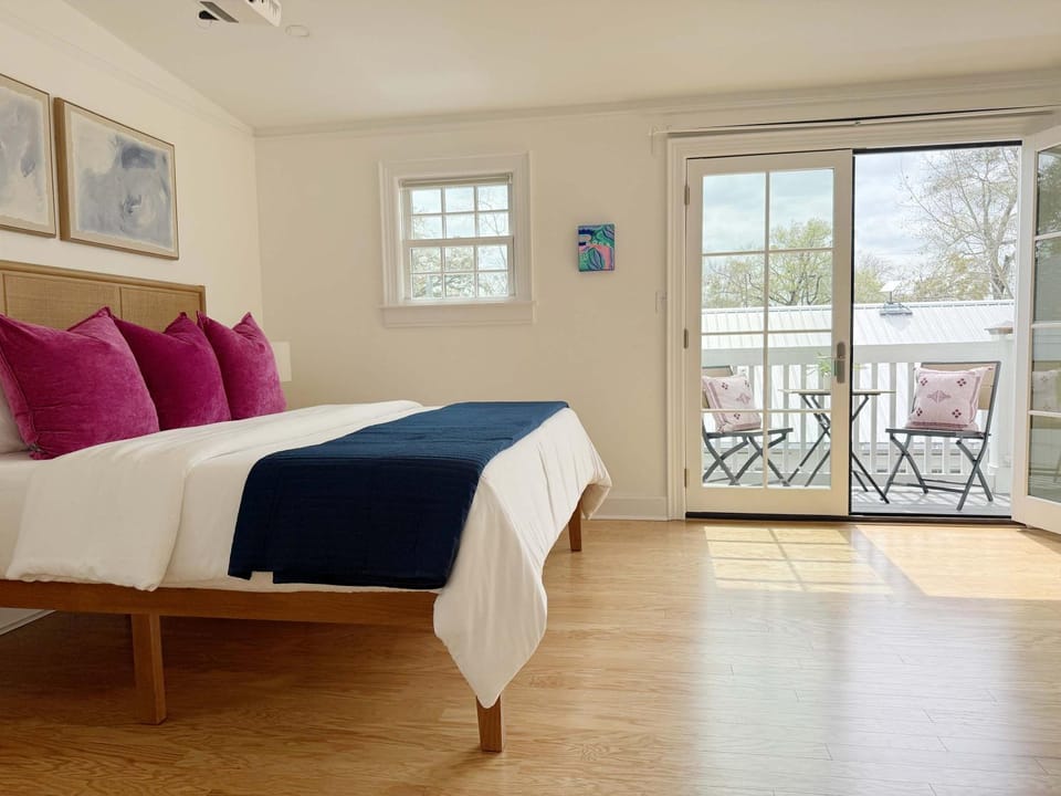 Bed, View (from property/room), Balcony/Terrace, Photo of the whole room, Bedroom