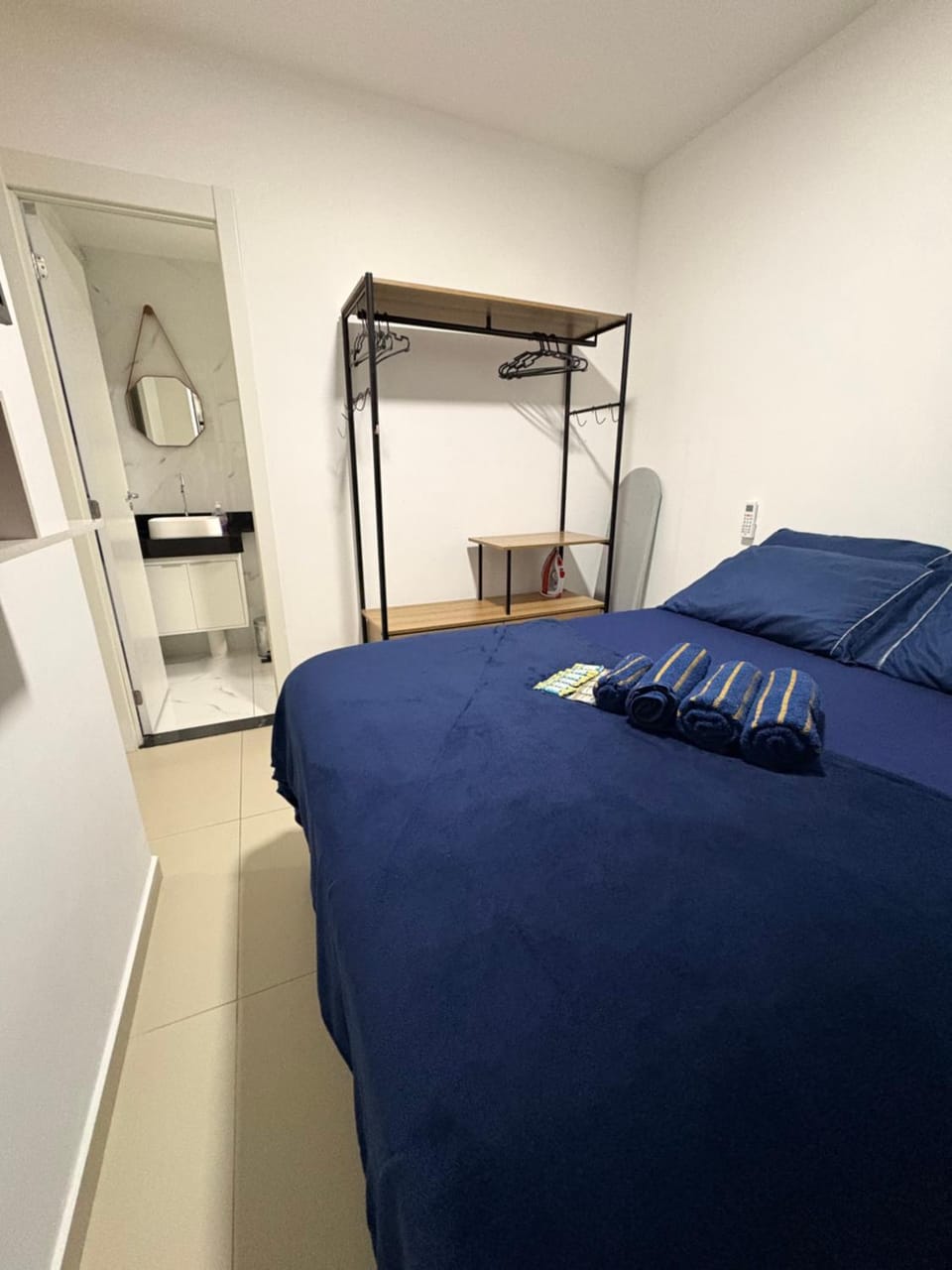 Seu lar no Porto, 2Qts sendo uma suíte, com vaga de garagem,10min do Aeroporto SDU Apartment in Rio de Janeiro