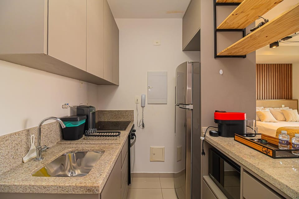 Kitchen or kitchenette, oven, pet friendly, stove