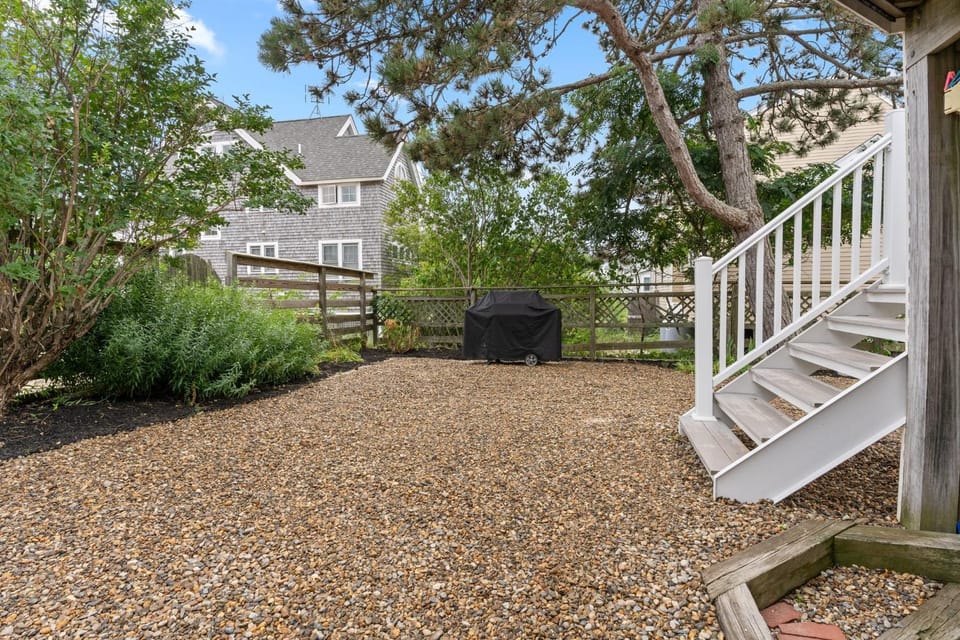 Seaside Serenity Steps to Beach Deck & Porch House in Newburyport