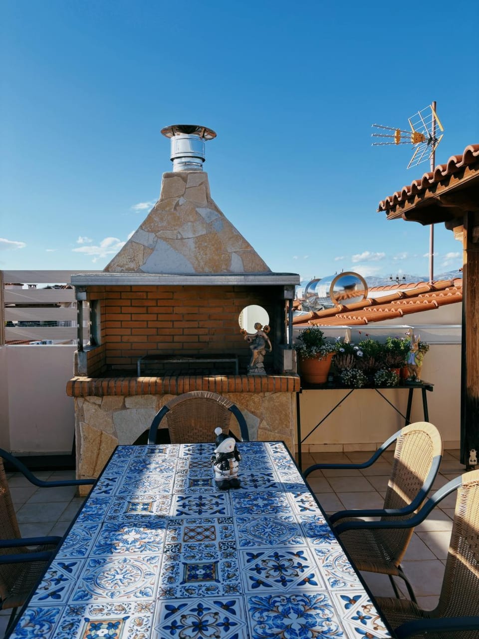 BBQ facilities, View (from property/room), Balcony/Terrace