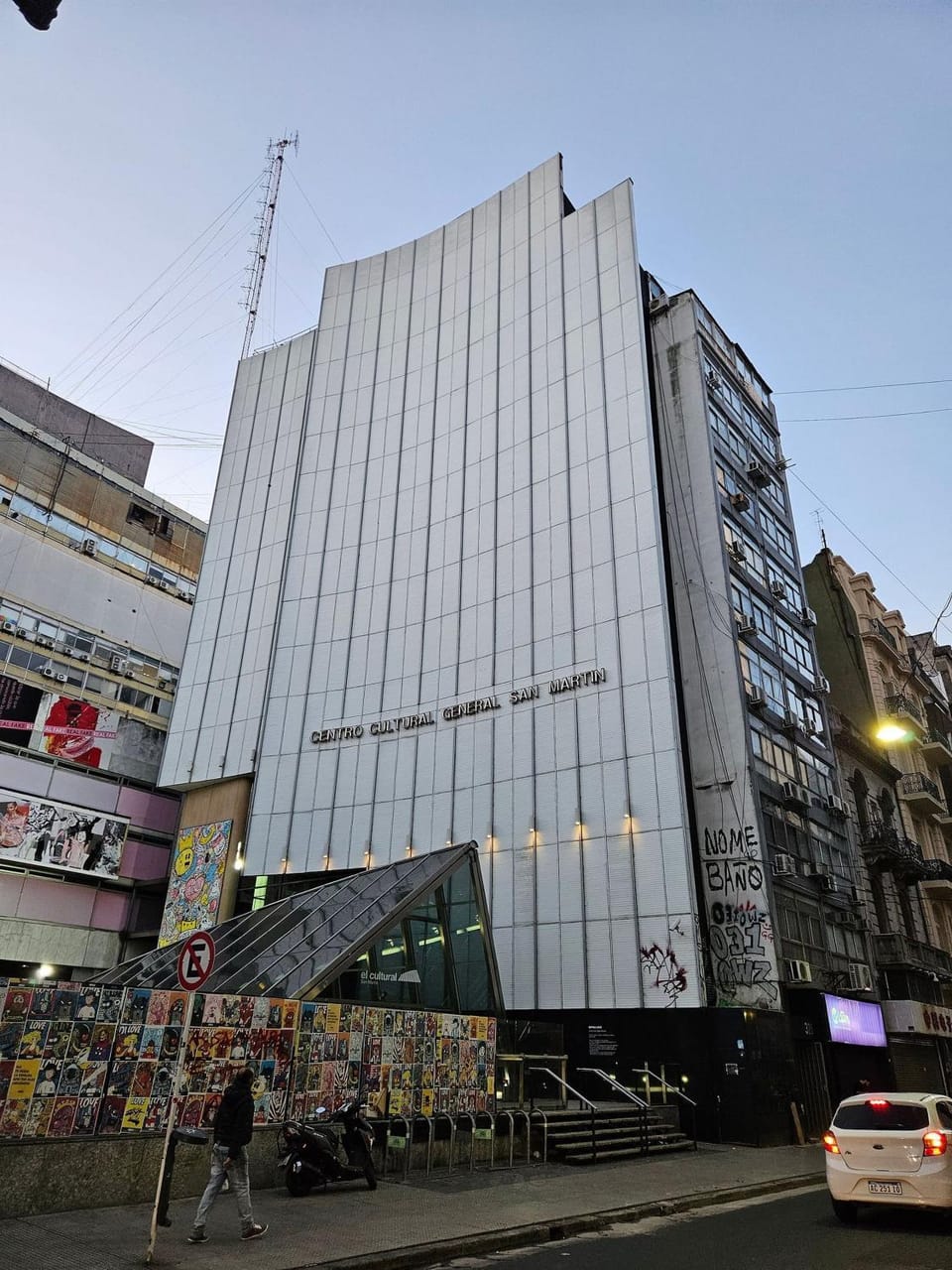 Luminoso estudio en barrio cultural y turístico Apartment in Buenos Aires