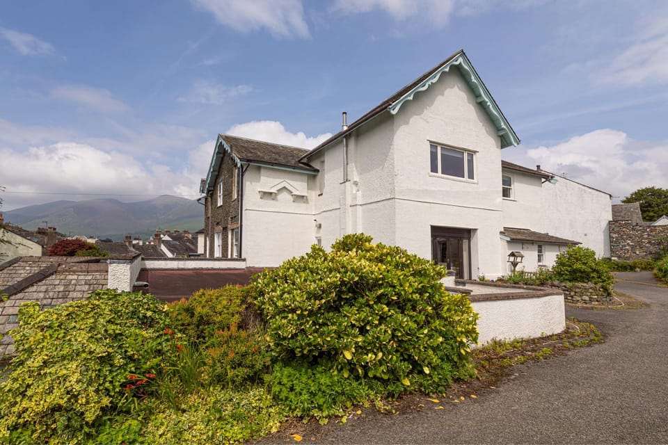 Stunning 2 bedroom Apartment in Central Keswick Apartment in Keswick