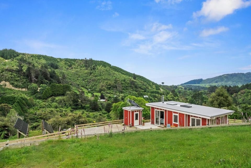Property building, Natural landscape, Mountain view