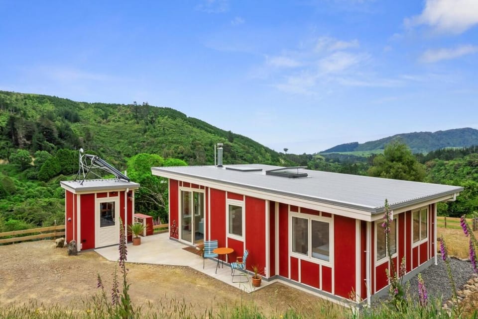 Property building, Natural landscape, Mountain view