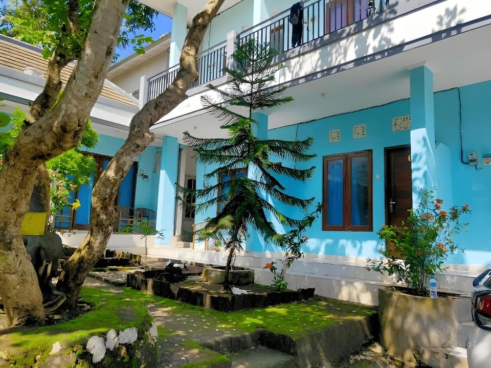 Property building, Garden view