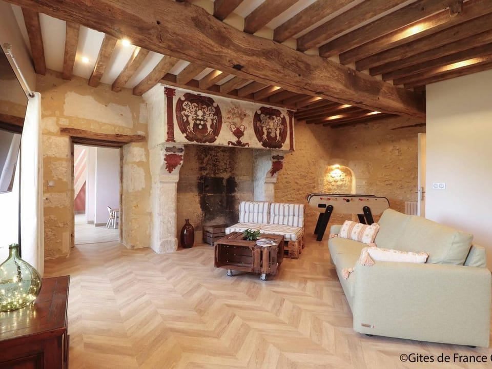 Manoir Percheron Indépendant avec Jardin et Babyfoot - FR-1-497-243 House in Normandy