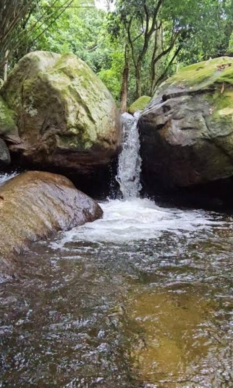Nearby landmark, Day, Natural landscape, Hiking, Mountain view