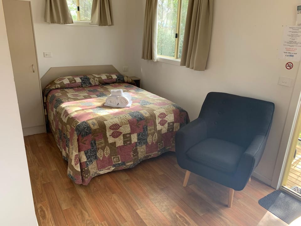 Horsham Riverside Caravan Park Campground/ 
RV Resort in Horsham