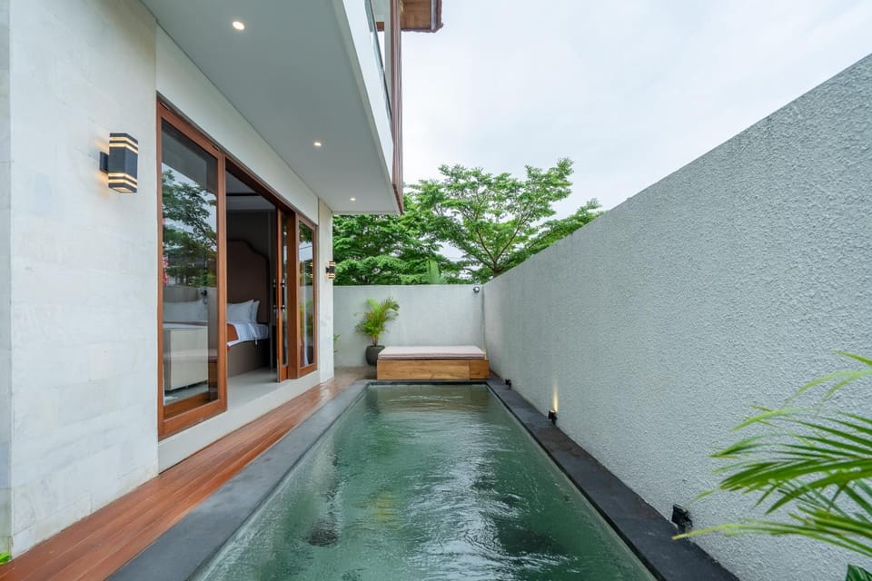 Balcony/Terrace, Pool view, Swimming pool