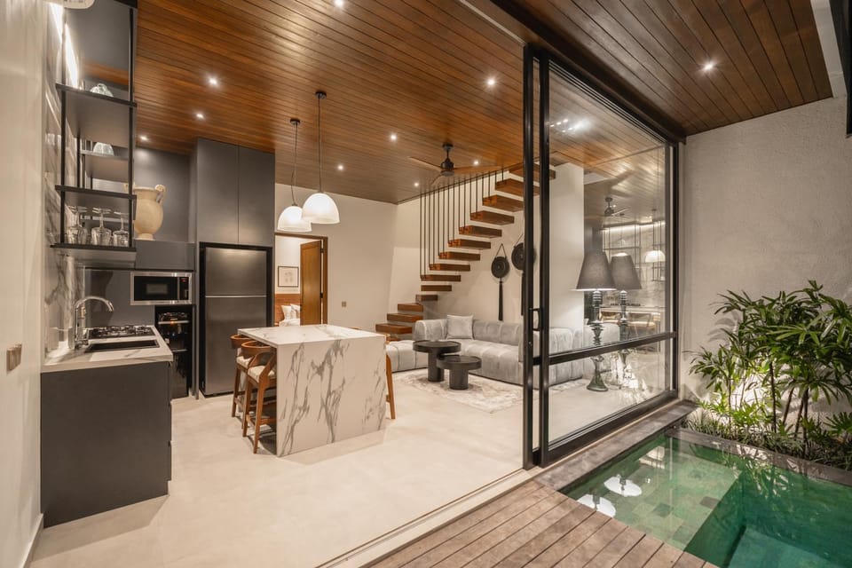 Property building, Swimming pool