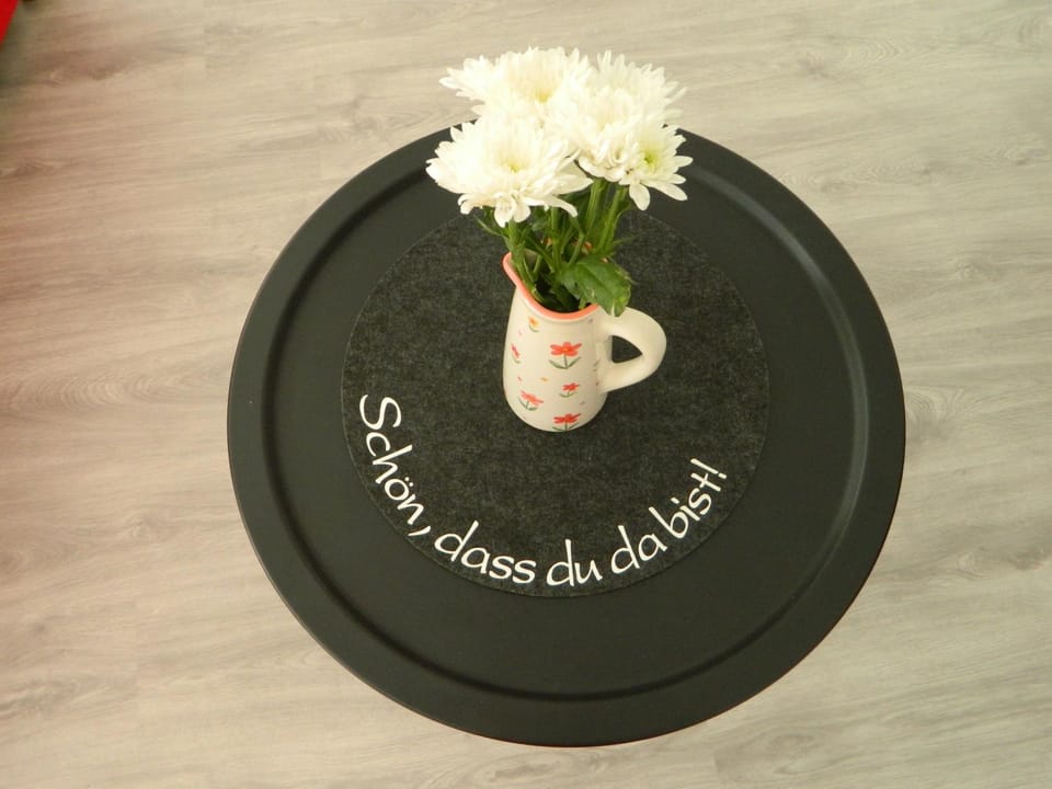 Living room, Photo of the whole room