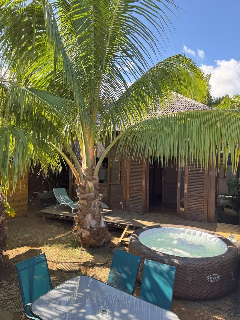 Chalet Bali, avec SPA et proche lagon Chalet in Saint-Paul