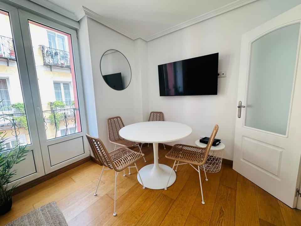 AtuaireHome Balcón a la puebla 38 parking Incluido Apartment in Burgos