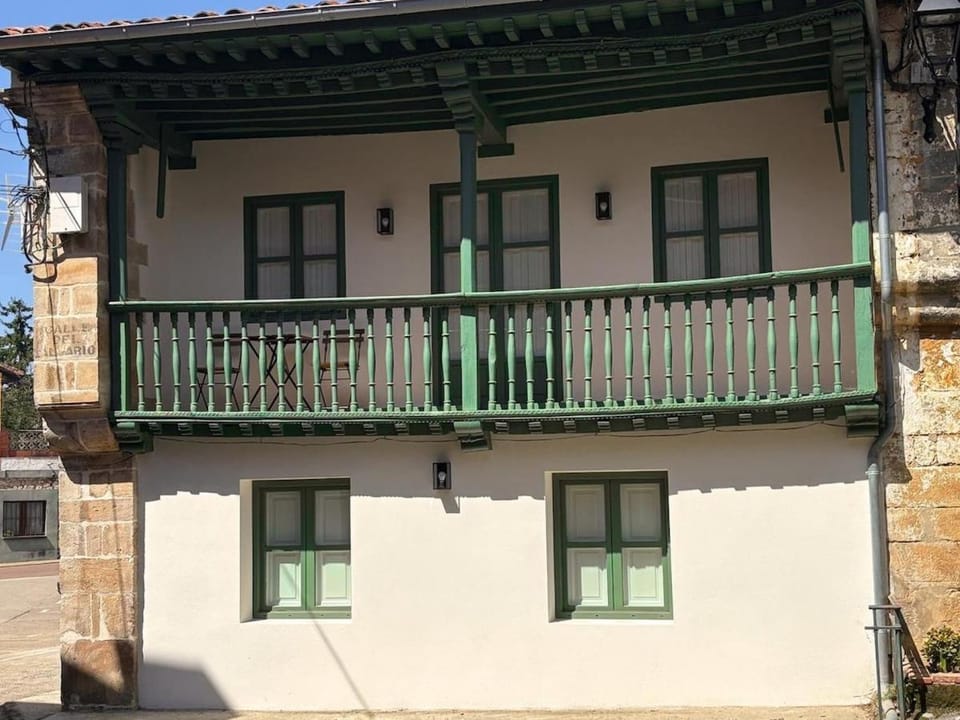 Casa Tía Raquel, en Ruiloba, Comillas House in Western coast of Cantabria