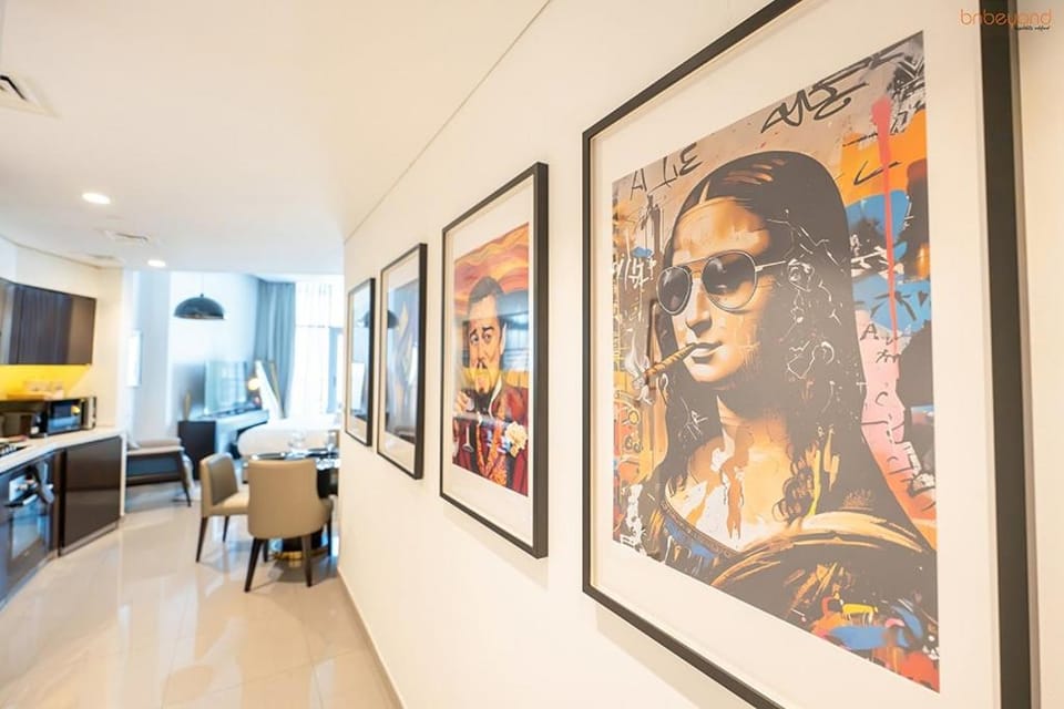 Bnbeyond's Artsy Canal-View Studio in the Heart of BBay Apartment in Dubai