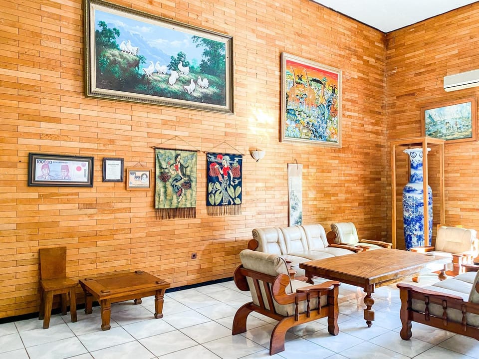 Seating area