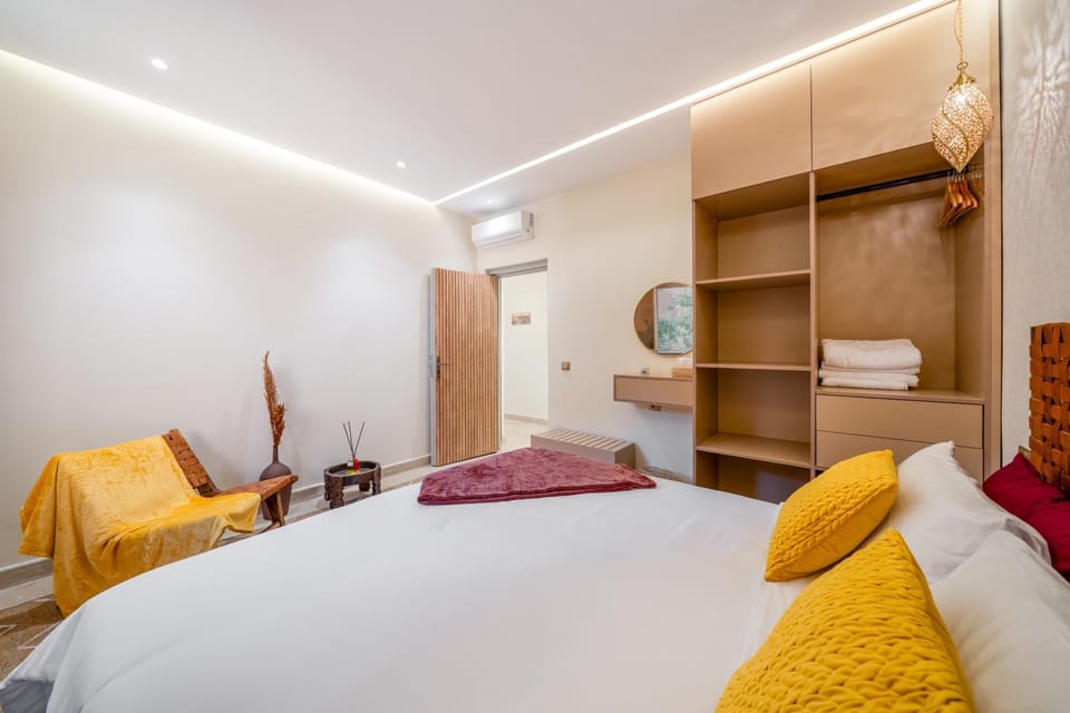 Bed, Photo of the whole room, Bedroom, towels, wardrobe, air conditioner