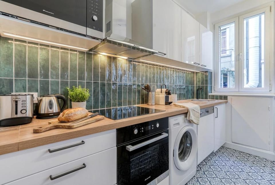 FurtiveStay - Magenta - Poissonnière Apartment in Paris