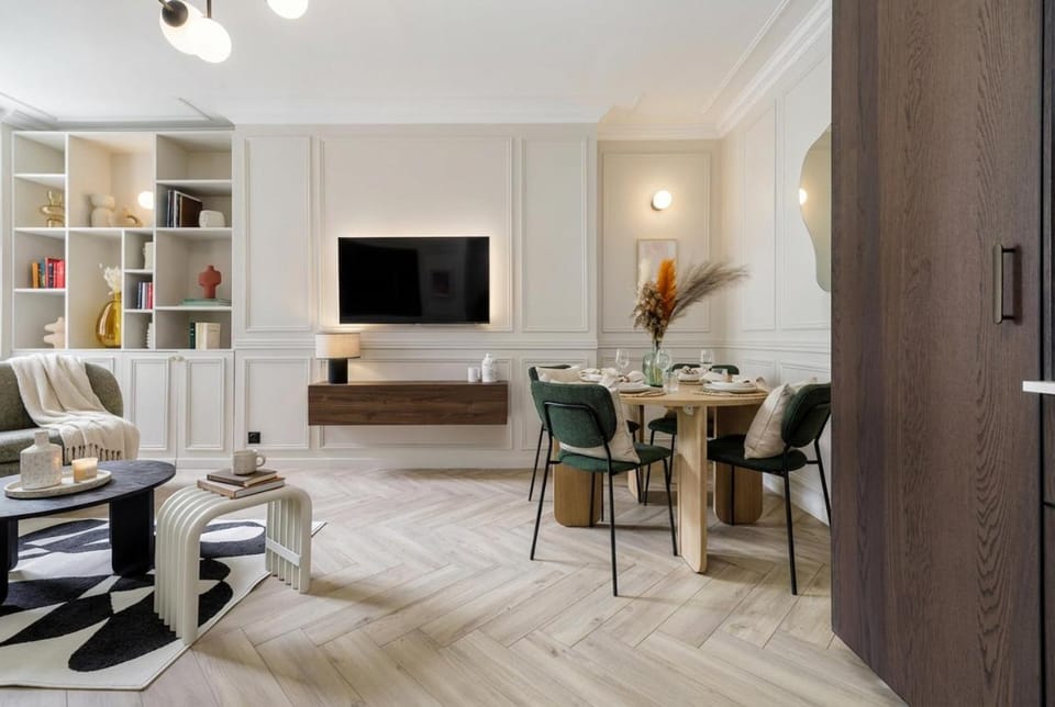 FurtiveStay - Bon Marché - Rousselet Apartment in Paris