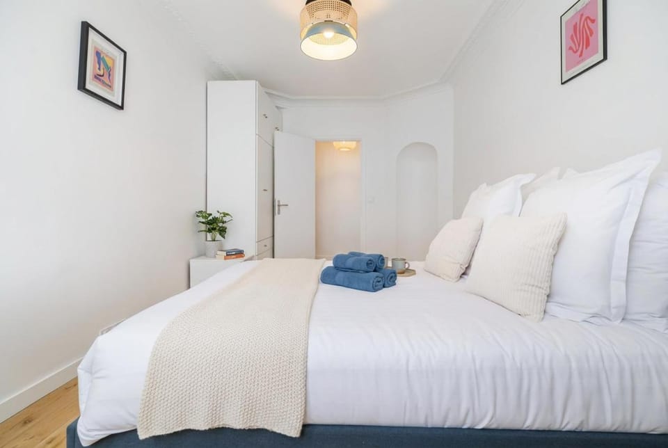 FurtiveStay - Galeries Lafayette - 8 Joubert Apartment in Paris