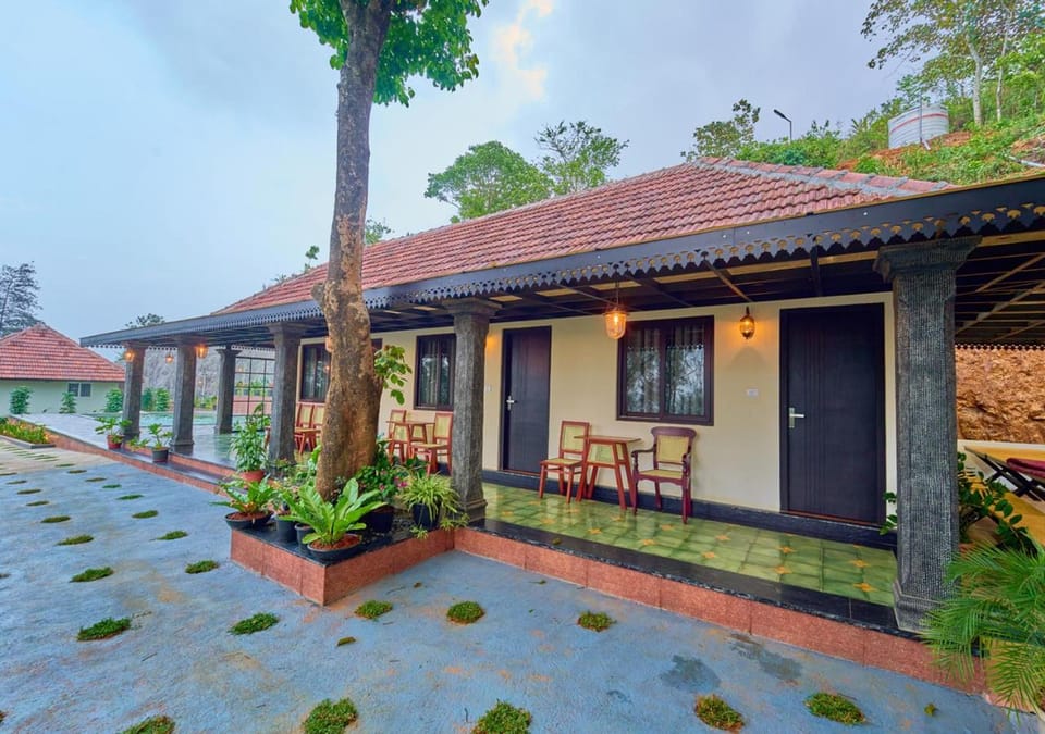 Property building, Swimming pool