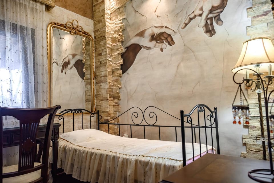 Property building, Bed, Bedroom