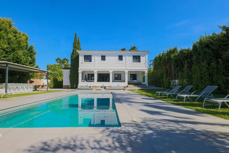 Property building, Spring, Day, Garden, Garden view, Pool view, Swimming pool