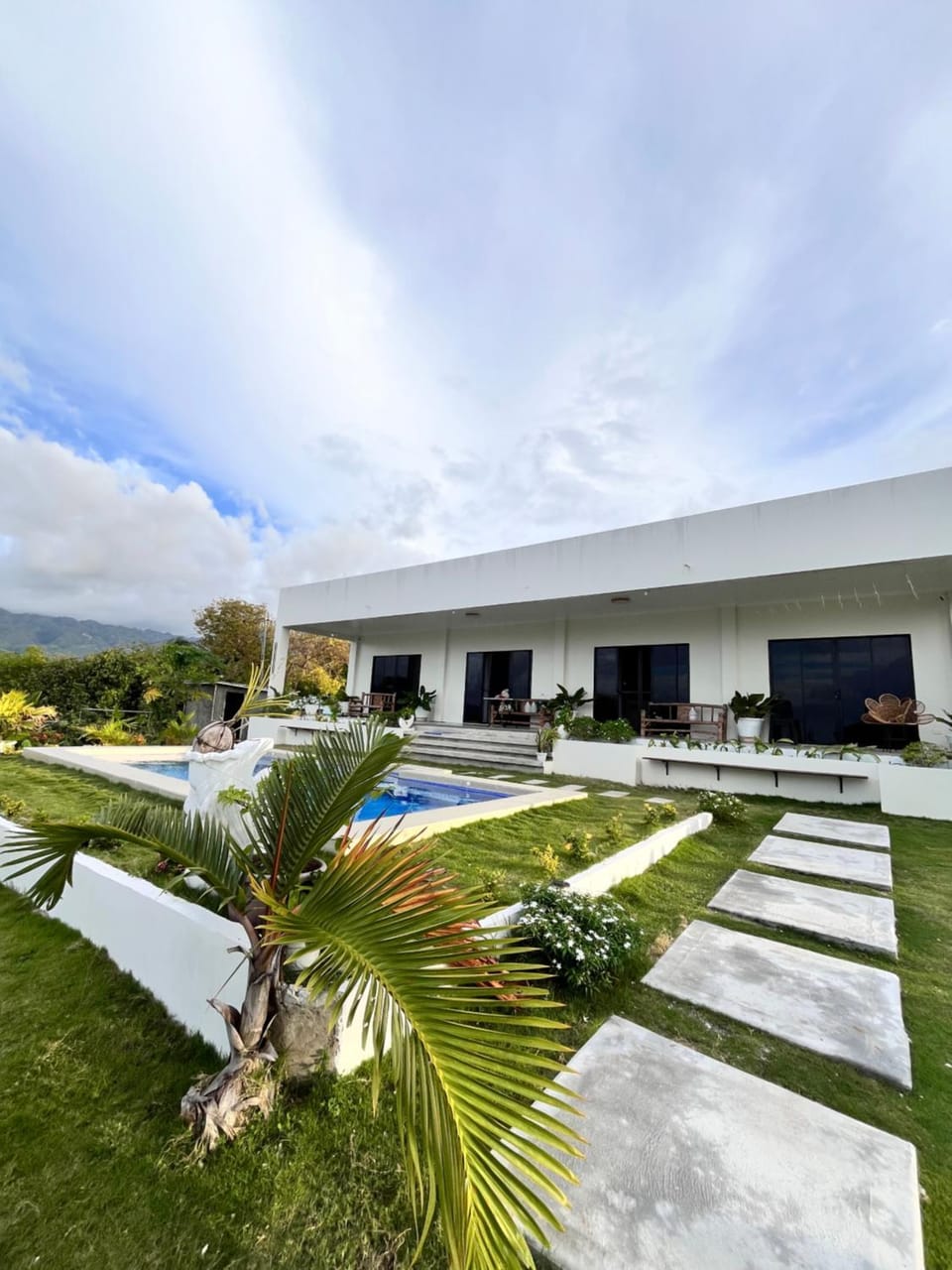 Sondela Cabin Lambug 3BR exclusive Villa Cabin in Central Visayas